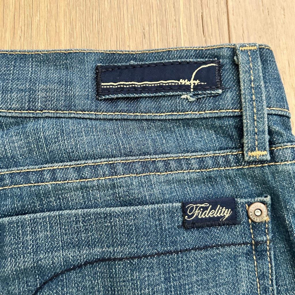 Fidelity Straight Leg Denim Jeans - Distressed Blue Wash - Nwot